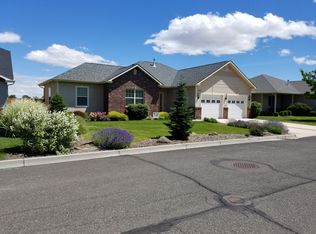 801 S 87th Ave, Yakima, WA 98908