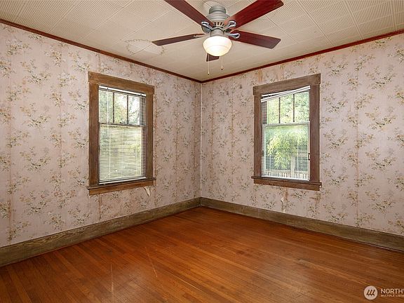5th image of 6016 34th Avenue NE