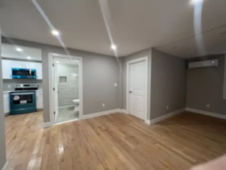 525 Clinton Ave — Photo 17