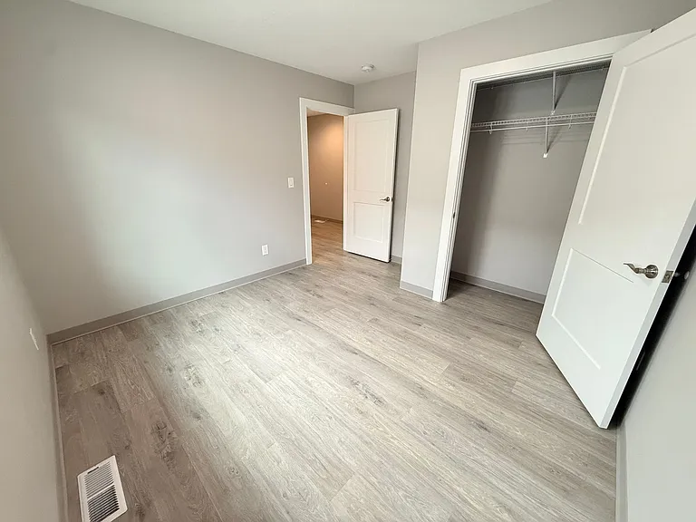 1501 - 1503 North Bell Street — Photo 11