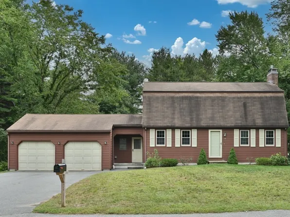 13 Pinewood Rd, Chelmsford, MA 01824