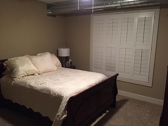 Bedroom #2 with queen size bed