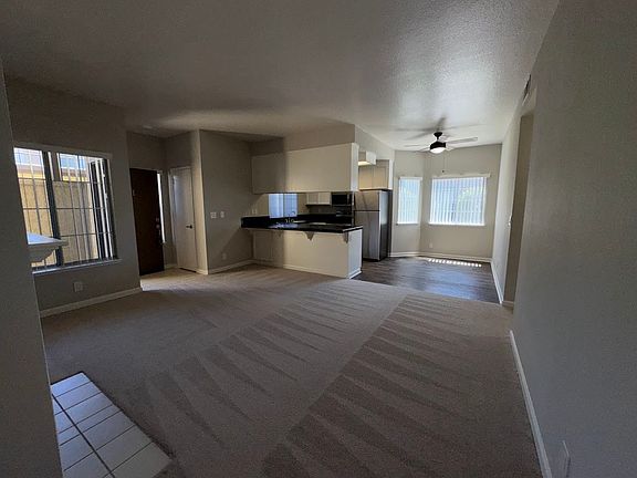 3rd image of 1320 Lexington Dr APT 1