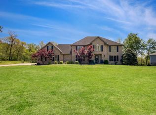 1839 McCutchanville Ct, Evansville, IN 47725