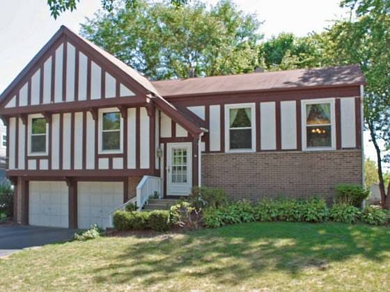 1st image of 346 Meadow Green Dr