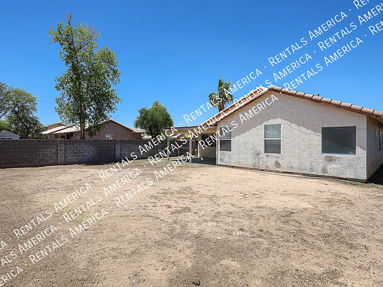 16195 W Lincoln St — Photo 36