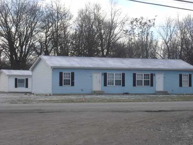 1117 W Winona Ave photo 1
