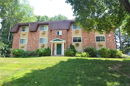 187 Scott Rd #2C Photo 1
