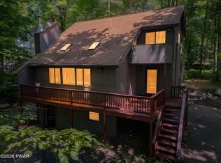 2616 Boulder Ct, Lake Ariel, PA 18436