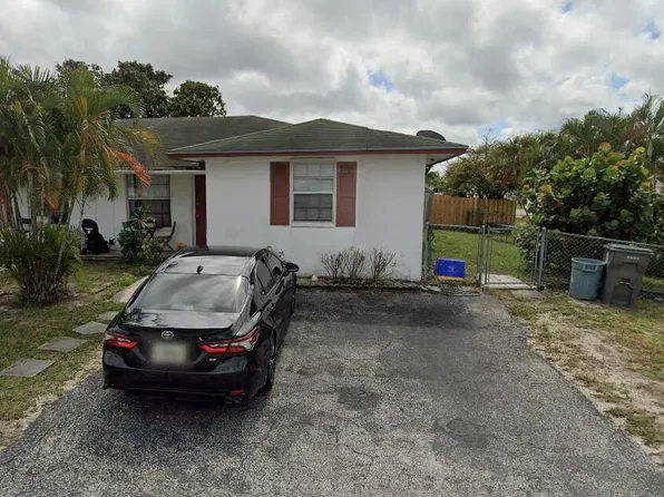 5288 E Cannon Way, West Palm Beach, FL 33415