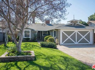 13618 Addison St, Sherman Oaks, CA 91423