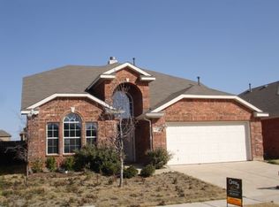 657 Nemitz St, Crowley, TX 76036