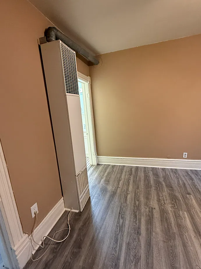2 bed, 680 sqft, $1,300 — Photo 2