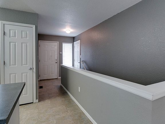 2nd image of 1233 Newfoundland Dr