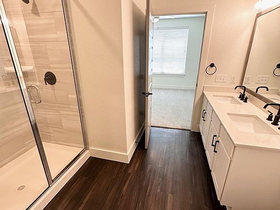 5th image of 1550 Artesia Blvd #3221