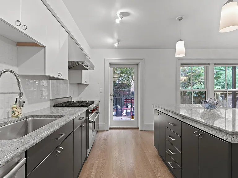21 Union Park #GRD — Photo 8