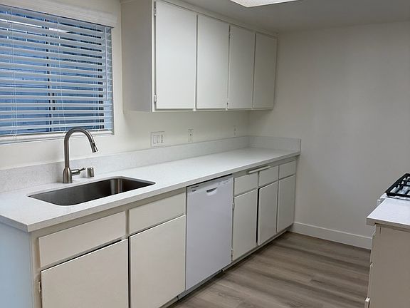 3rd image of 160 N Fonda St #3