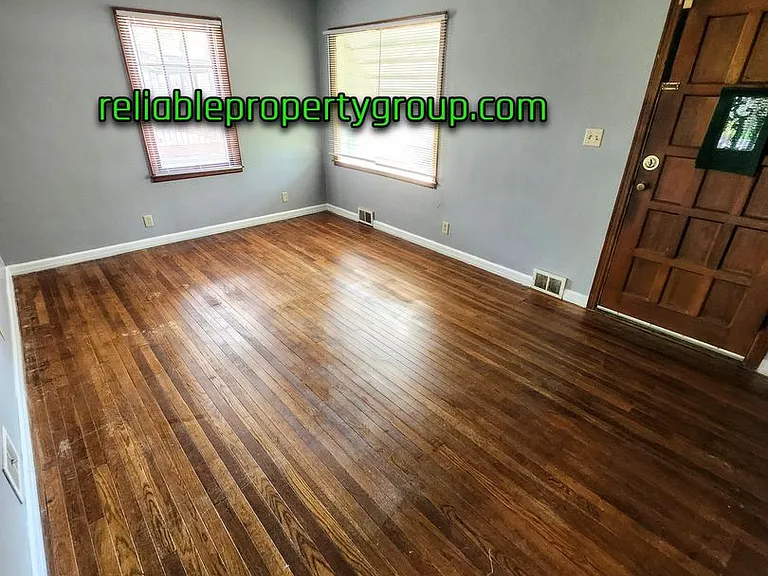 5619 Plaza Dr — Photo 5