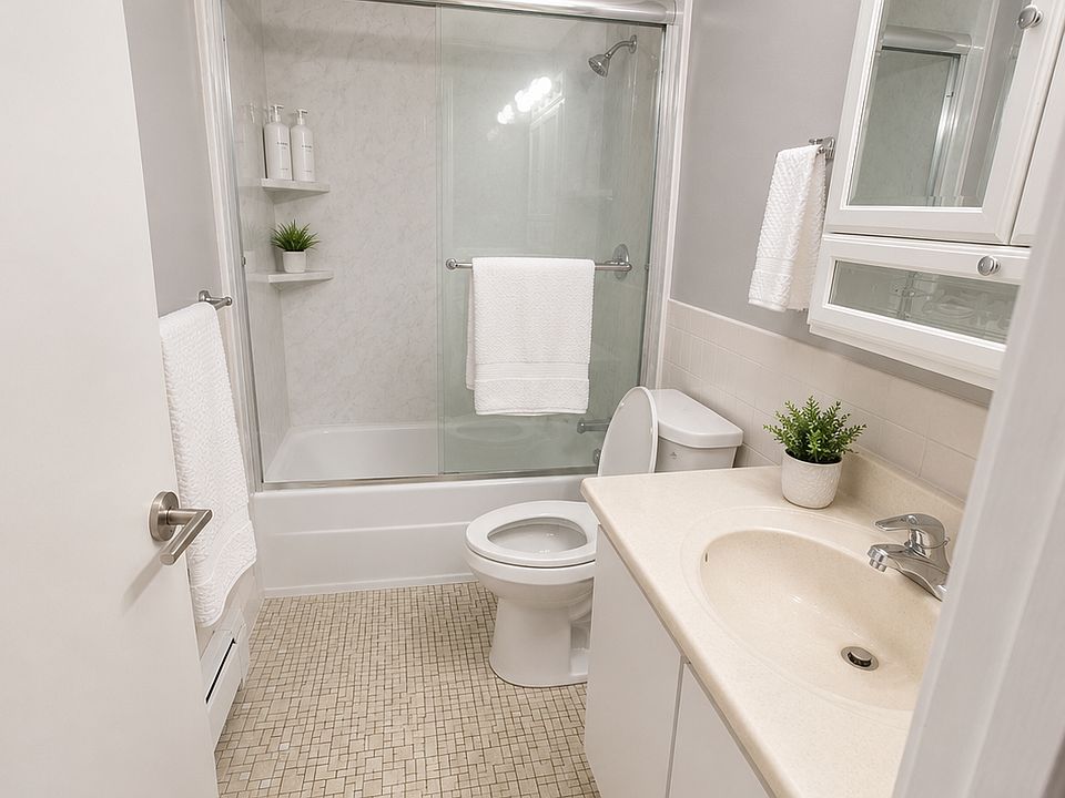 1st image of 28 Main St APT 4