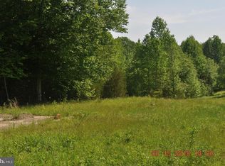 451 Walker Dr, King George, VA 22485