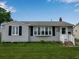 94 Saint Boniface Rd, Cheektowaga, NY 14225