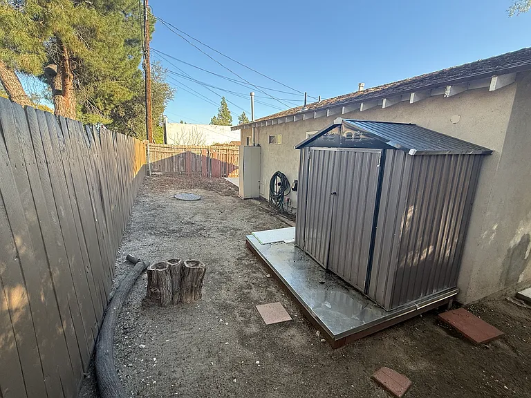 3225 Montrose Ave #A — Photo 5