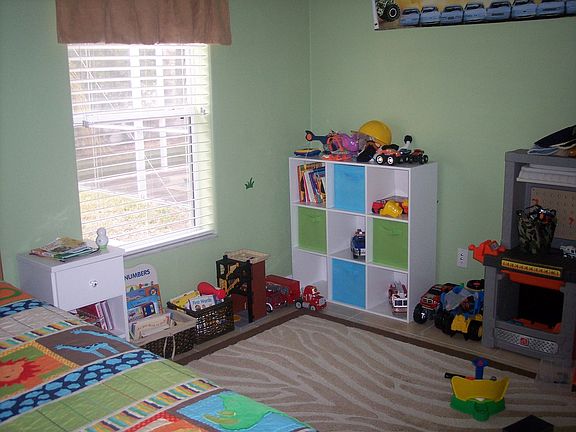 2nd image of 4282 Mayfair Ln