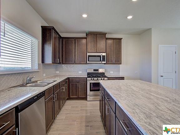 4th image of 2042 Flametree Ave