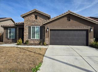 1150 Narwhal Ave, Lemoore, CA 93245