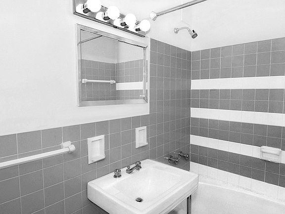 5th image of 230 E 79th St APT 9B