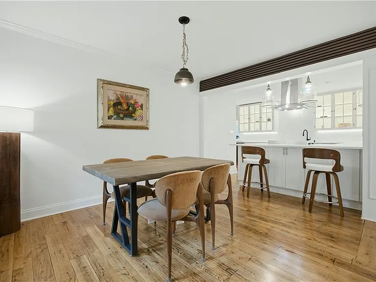 2220 Spring Mill Cv — Photo 11