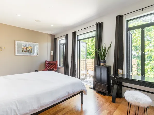 537 Chauncey Street image 9 of 19