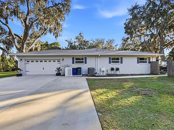 5th image of 30424 Hillside Ln
