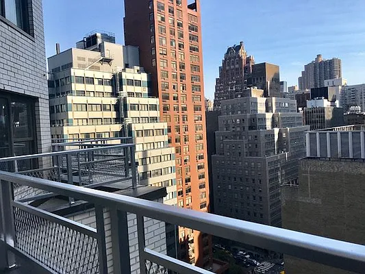 Rented by Olympia House Delaware LP | media 207