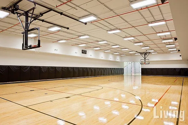 Rented by Living New York | media 56