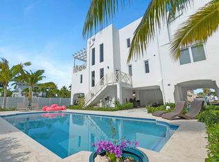 317 E Seaview Cir, Duck Key, FL 33050