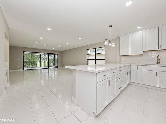 2nd image of 11 Westgate Lane #D