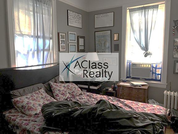 5th image of 2119 21st Ave #1B