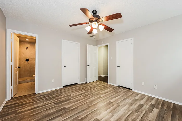 224 NE Michael Dr — Photo 9