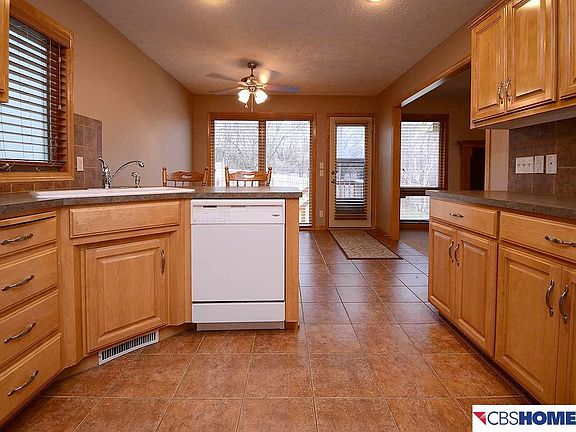 2nd image of 10220 Brentwood Dr