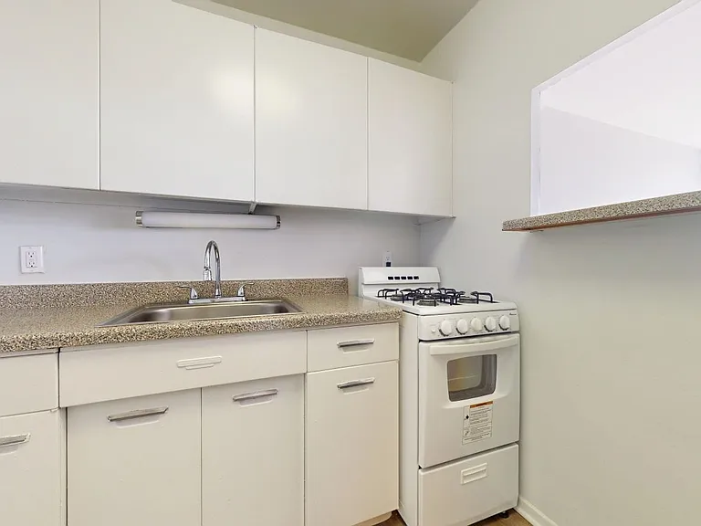 Lake Meadows Apartments — Photo 98