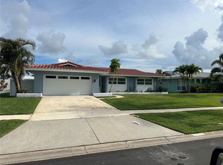 14906 Crown Dr, Largo, FL 33774