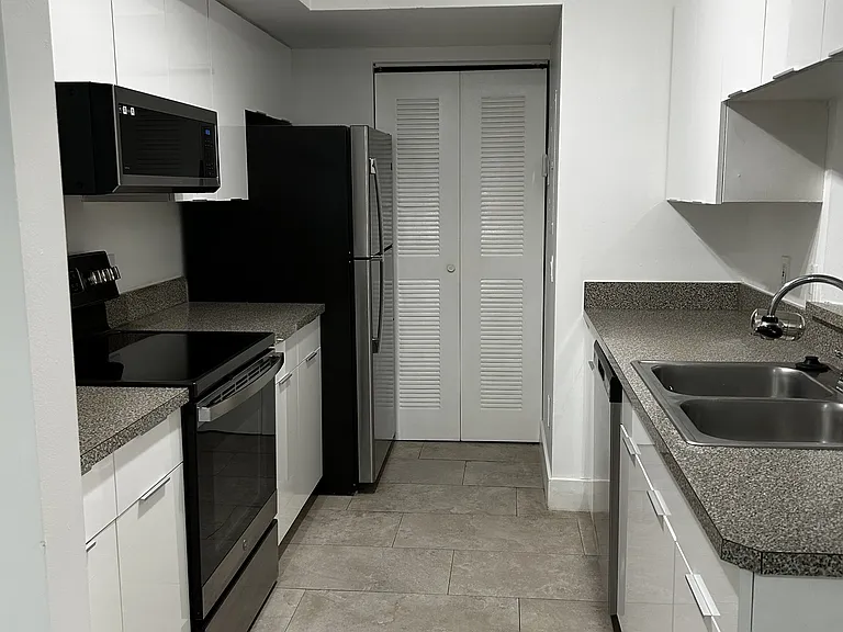 450 S Park Rd #5303 — Photo 7