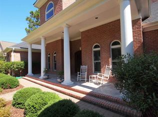 225 Kings Ridge Ct, Southern Pines, NC 28387