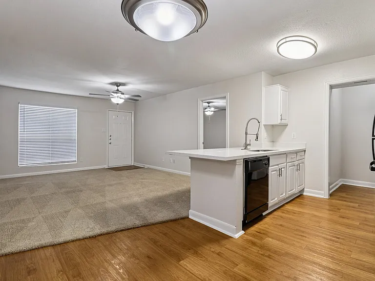 23-web-or-mls-B2DQ-S1608-005 23-web-or-mls-B2DQ-S1608-005