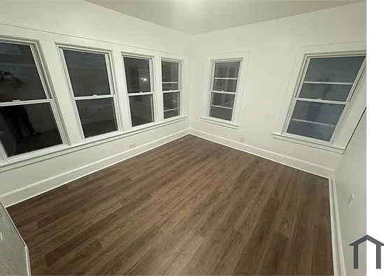 76 Wolf Pl — Photo 10