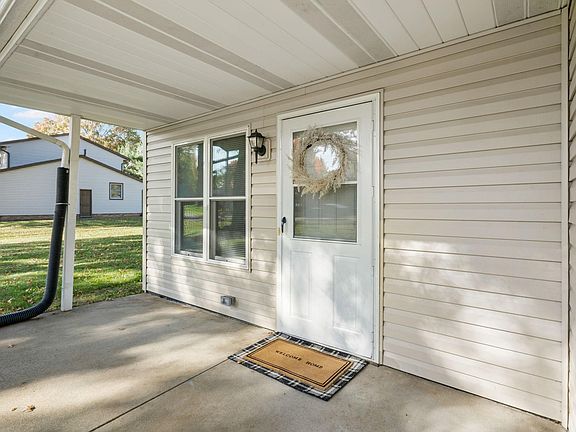 3rd image of 7833 Stuhldreher St NW #7833