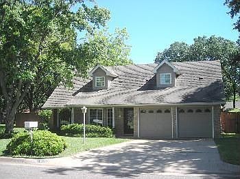 2nd image of 1902 Park Grove Ct
