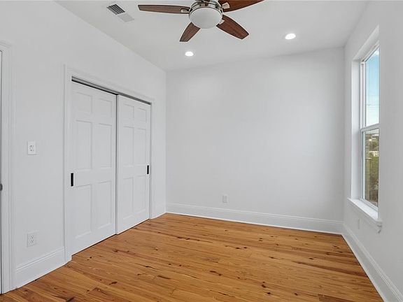 5th image of 2232 Cadiz St