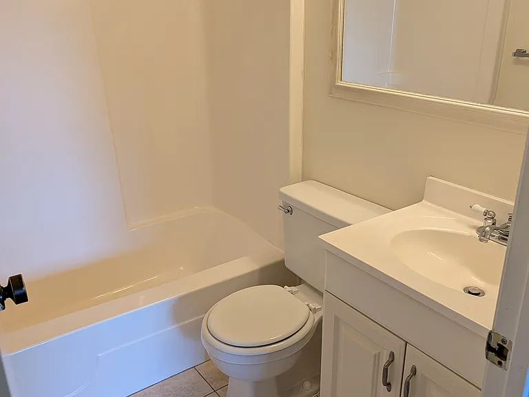 3211 Beneva Rd #203 — Photo 7